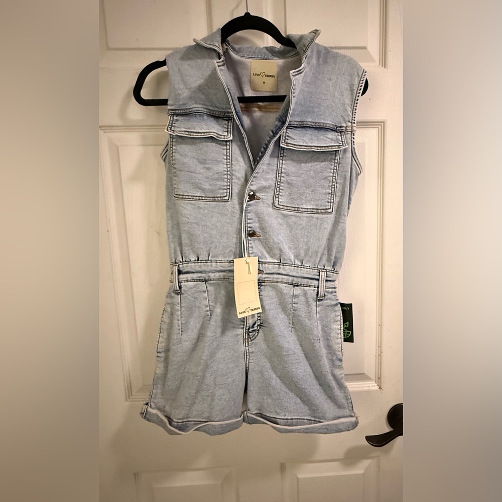 Love Trend Denim Sleeveless Jumpsuit